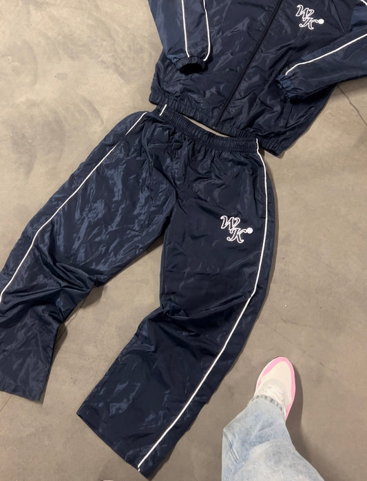 WKND NAVY TRACKPANTS